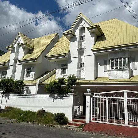 6-Bedroom Duplex With Pool Near Naia