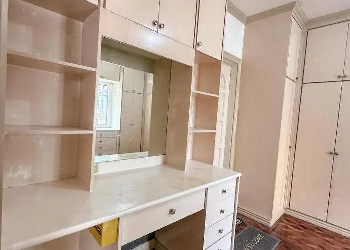 6-bedroom Duplex With Pool Near Naia Villa Manila