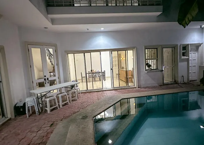 Villa 6-bedroom Duplex With Pool Near Naia